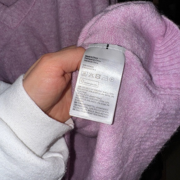 H&M sweater vest lavender knit sleeveless wool pastel oversized vneck - Picture 6 of 6